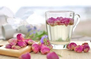Hoa hồng Mai Khôi là loại hoa đặc biệt được chọn để ướp trà